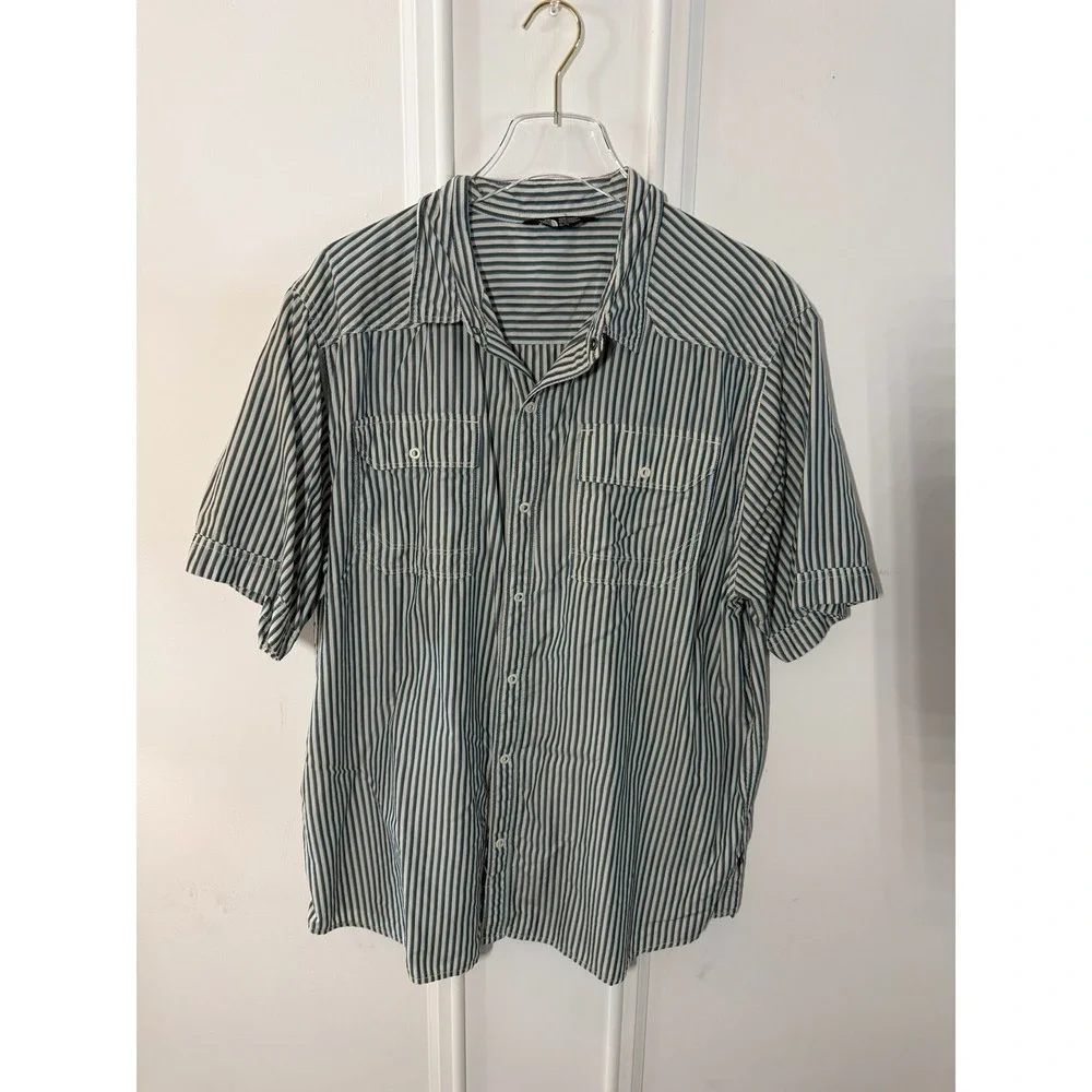 The North Face Men's XL Short Sleeve Button Up Shirt Striped Blue Teal White